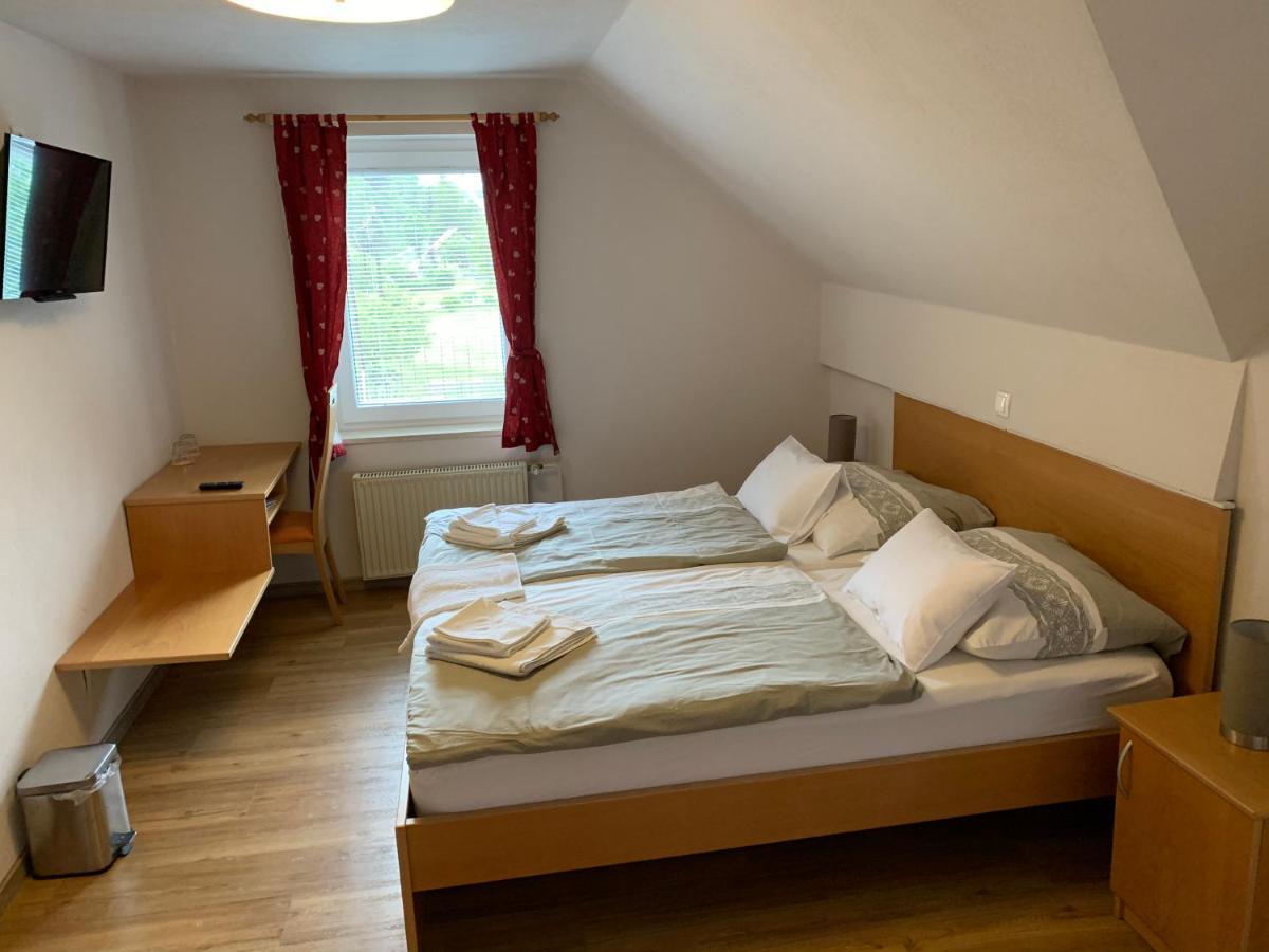 Guesthouse Veranda Mojstrana Ngoại thất bức ảnh