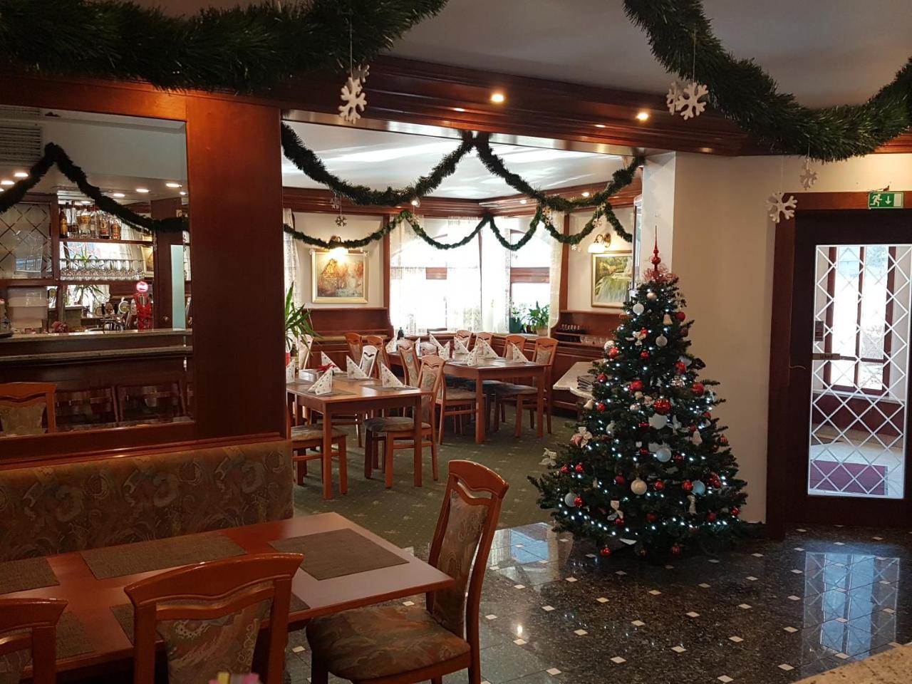 Guesthouse Veranda Mojstrana Ngoại thất bức ảnh